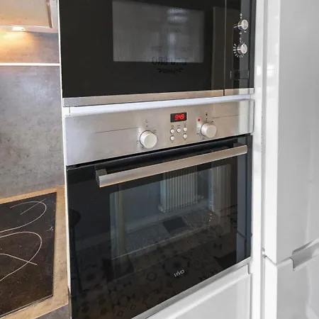 La - Spacious - Sea View - Parking - Ac - Pool Apartament *