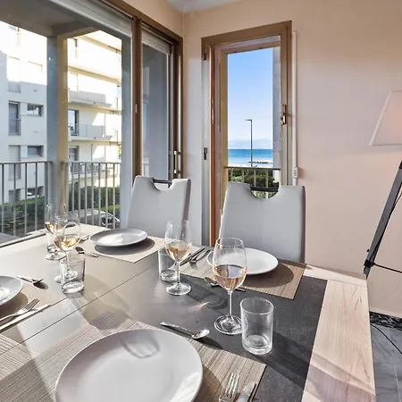 Apartament La - Spacious - Sea View - Parking - Ac - Pool