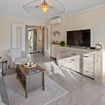 La - Spacious - Sea View - Parking - Ac - Pool Апартаменты