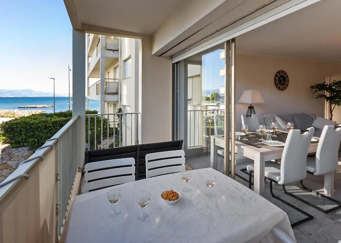 La - Spacious - Sea View - Parking - Ac - Pool Apartmán *