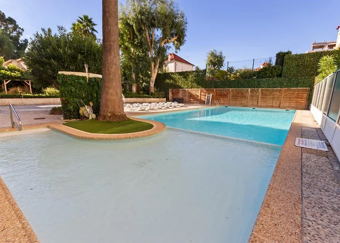 Apartmán La - Spacious - Sea View - Parking - Ac - Pool Antibes